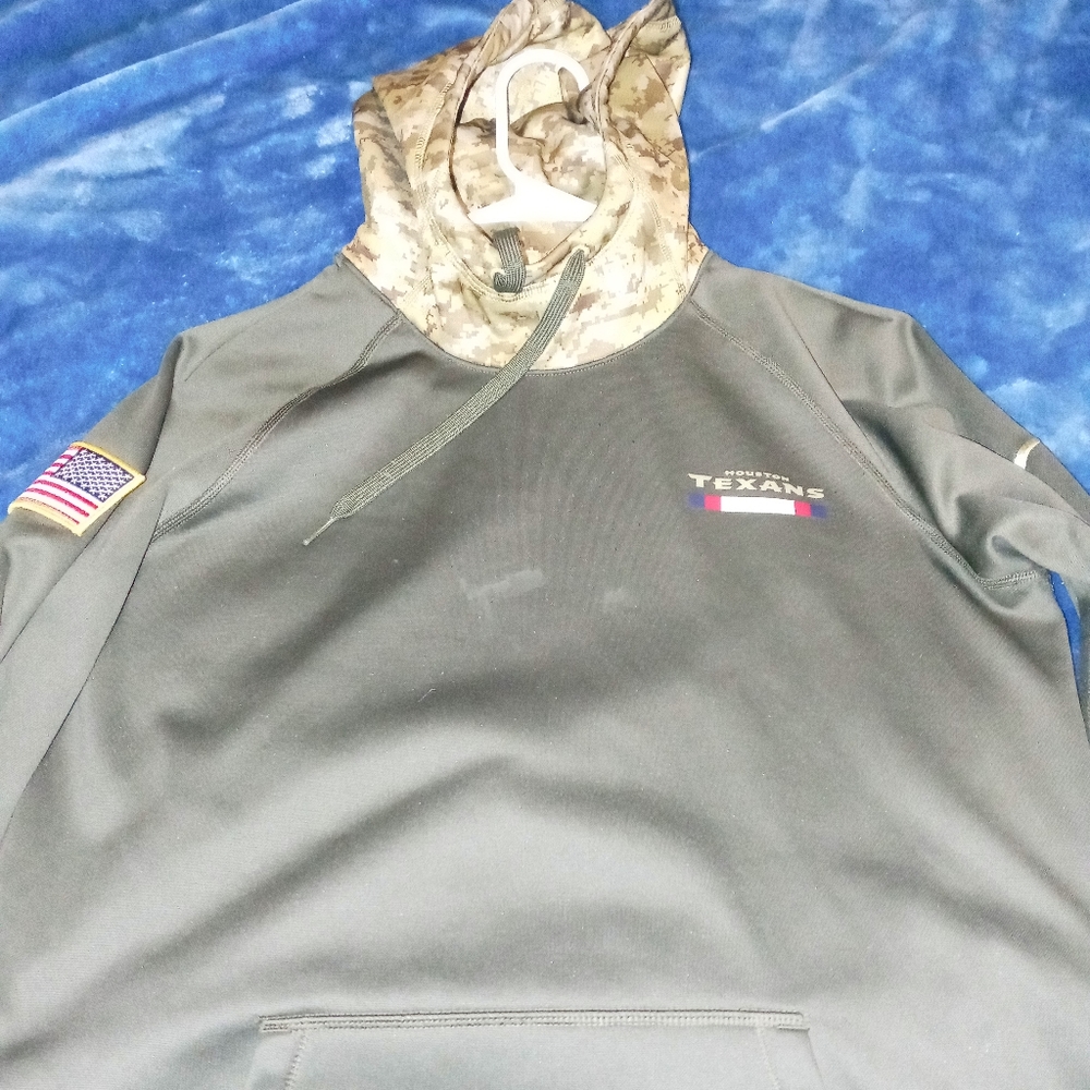 Houston Texan Nike green hoodie jacket/front pocket. NFL gear